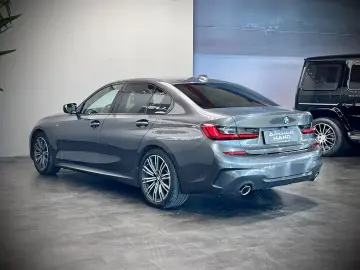 BMW 320d*xDRIVE*M-SPORT*LED*HiFi*KAMERA*