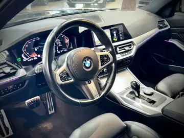 BMW 320d*xDRIVE*M-SPORT*LED*HiFi*KAMERA*