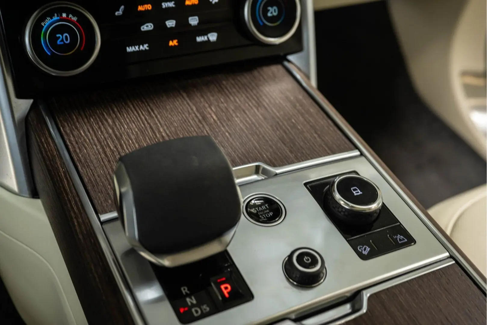 Range Rover P530 HSE MHEV | HUD | Distronic | St