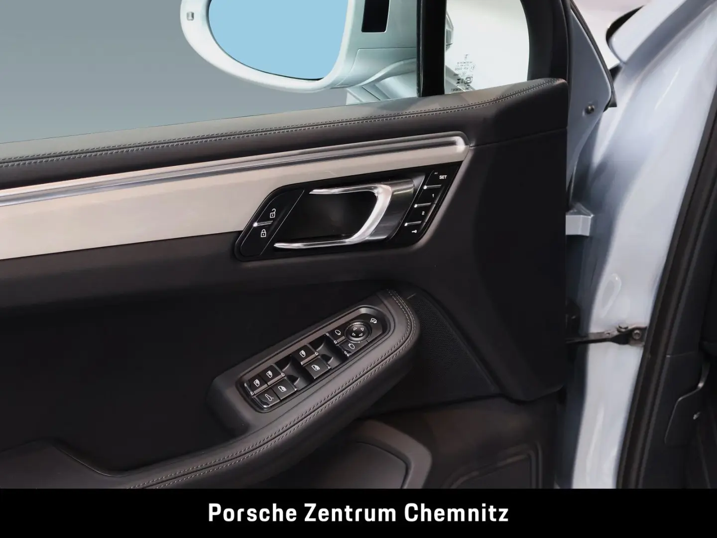Macan 14-Wege-Sitze;Pano;Luft.;ACC,