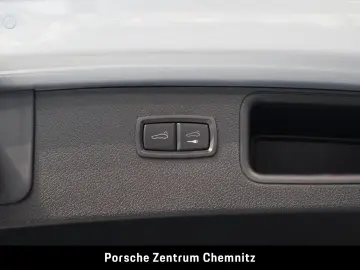 Macan 14-Wege-Sitze;Pano;Luft.;ACC,