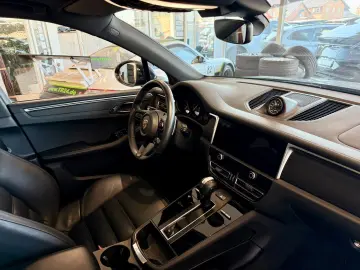 Macan T Burmester/ACC/Panorama/Keyless/APPROVED