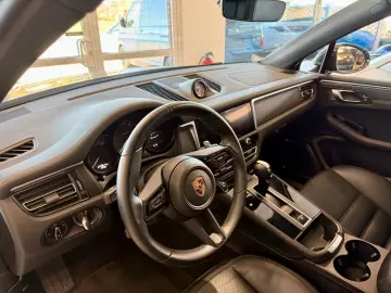 Macan T Burmester/ACC/Panorama/Keyless/APPROVED