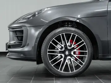Macan S / Burmester Surround-Soundsystem