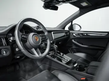 Macan S / Burmester Surround-Soundsystem