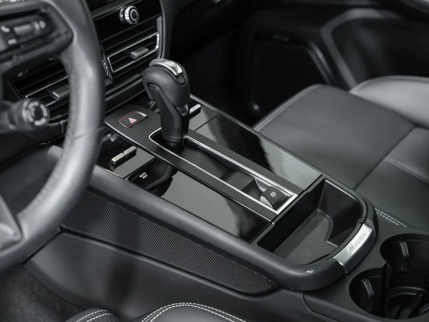 Macan S / Burmester Surround-Soundsystem