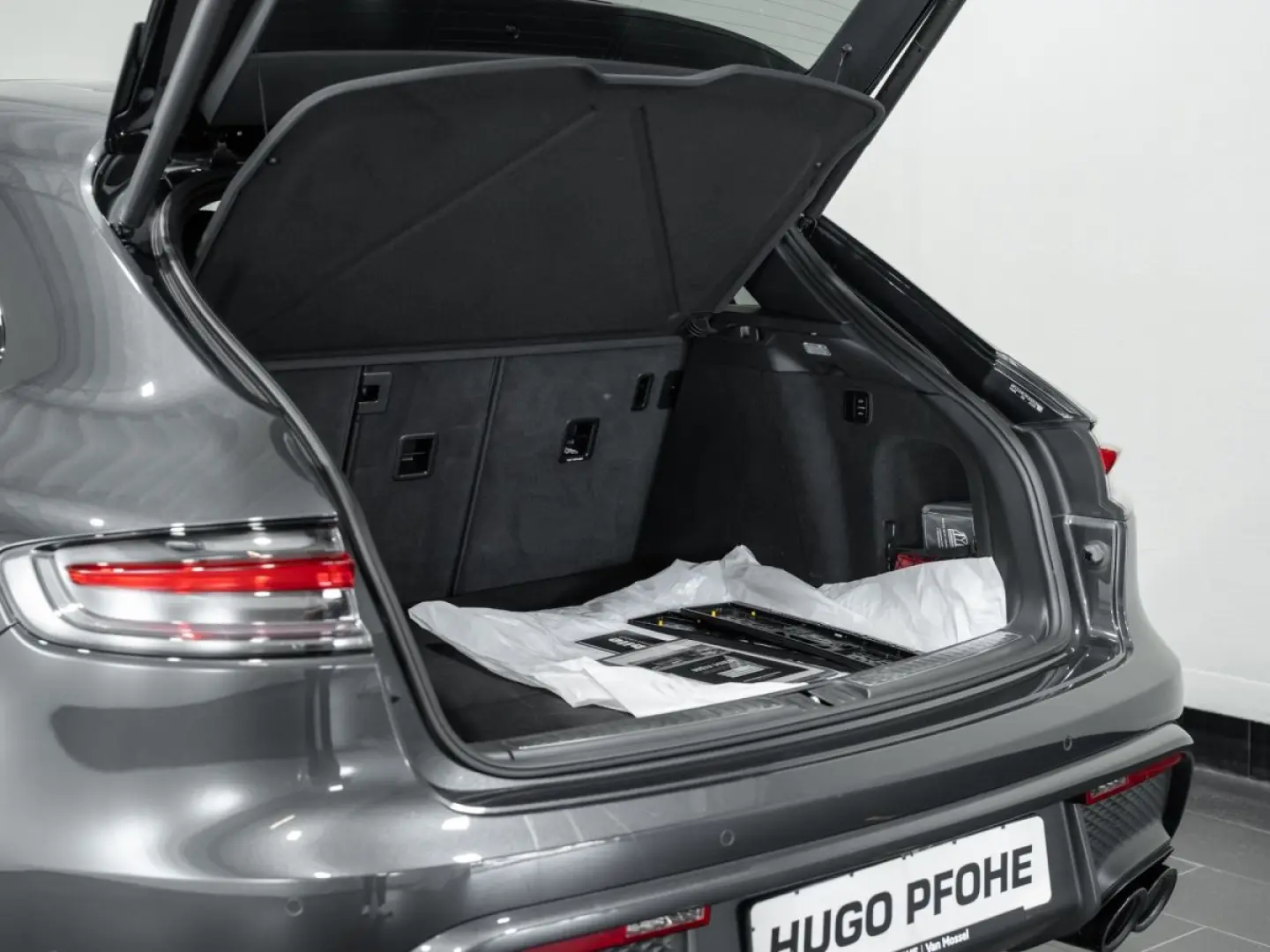 Macan S / Burmester Surround-Soundsystem