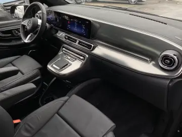 Mercedes-Benz V 300 d EXCLUSIVE Lang AMG Line
