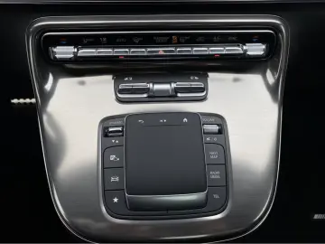 Mercedes-Benz V 300 d EXCLUSIVE Lang AMG Line