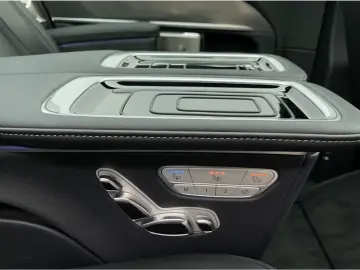 Mercedes-Benz V 300 d EXCLUSIVE Lang AMG Line