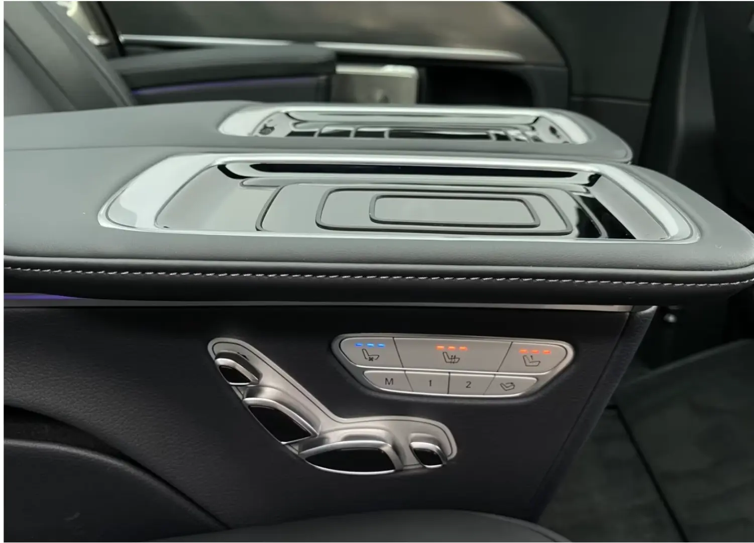Mercedes-Benz V 300 d EXCLUSIVE Lang AMG Line