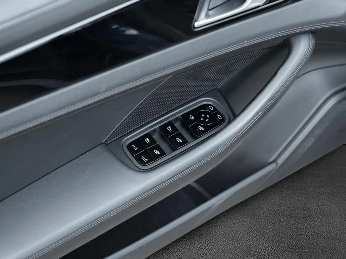 Panamera 4S SoftClose PDLS 90l Luft 14-Wege 21