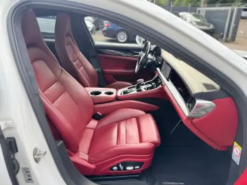 PANAMERA GTS*SPORT-DESIGN*SOFTCLOSE*SPORT-ABGAS*