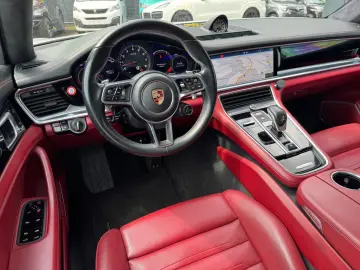 PANAMERA GTS*SPORT-DESIGN*SOFTCLOSE*SPORT-ABGAS*