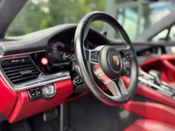 PANAMERA GTS*SPORT-DESIGN*SOFTCLOSE*SPORT-ABGAS*