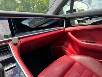 PANAMERA GTS*SPORT-DESIGN*SOFTCLOSE*SPORT-ABGAS*