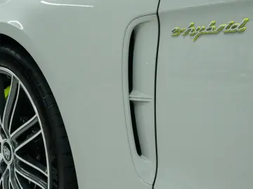 Panamera Turbo S E-Hybrid Sport Turismo