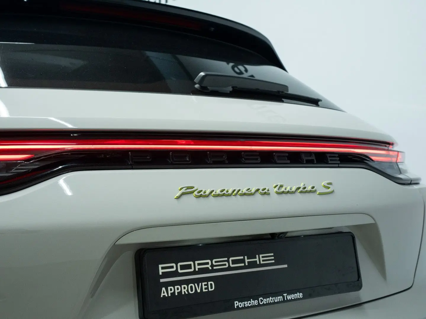 Panamera Turbo S E-Hybrid Sport Turismo