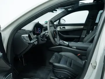 Panamera Turbo S E-Hybrid Sport Turismo