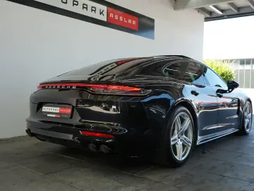 Panamera 4 E-Hybrid*SportDesign/PANO/HeadUp/360°