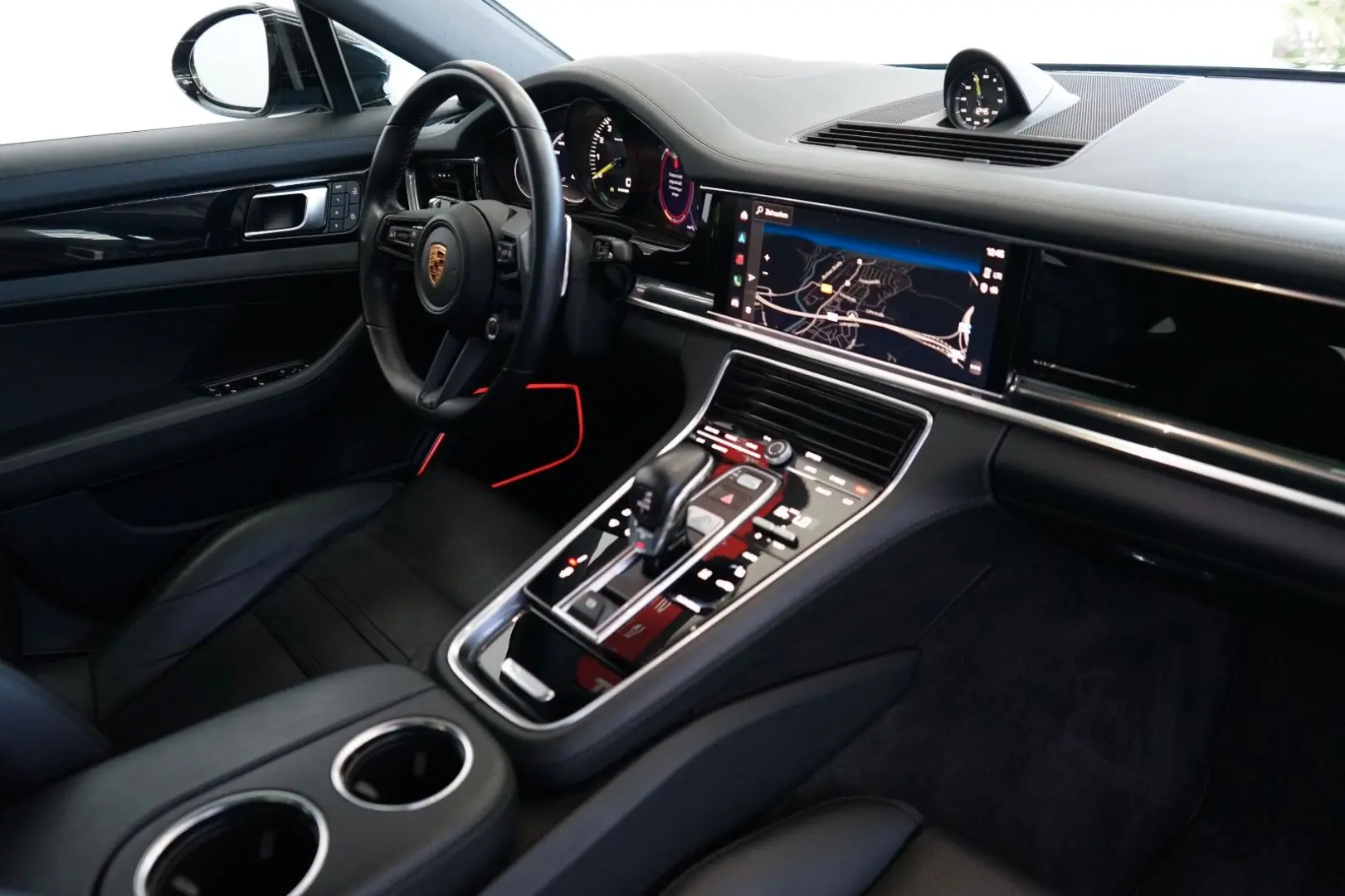 Panamera 4 E-Hybrid*SportDesign/PANO/HeadUp/360°
