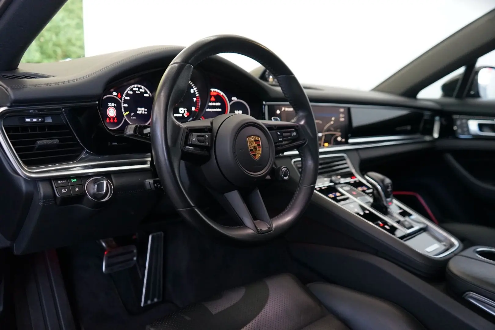 Panamera 4 E-Hybrid*SportDesign/PANO/HeadUp/360°
