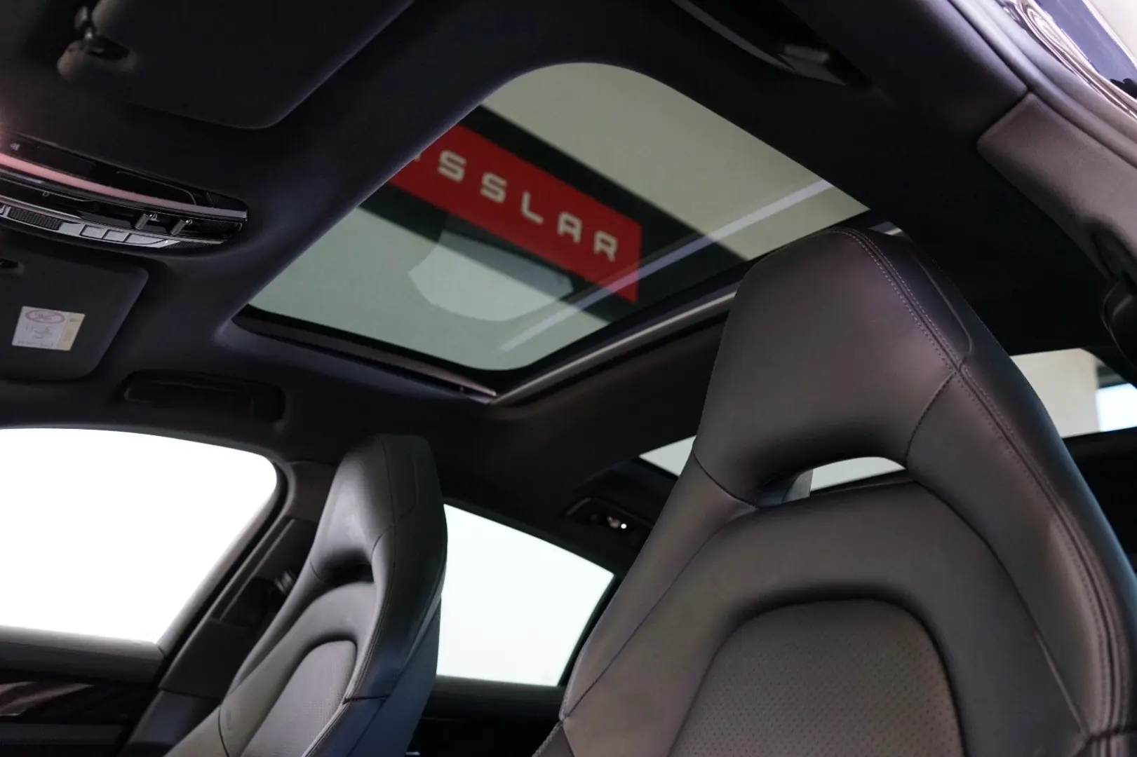 Panamera 4 E-Hybrid*SportDesign/PANO/HeadUp/360°