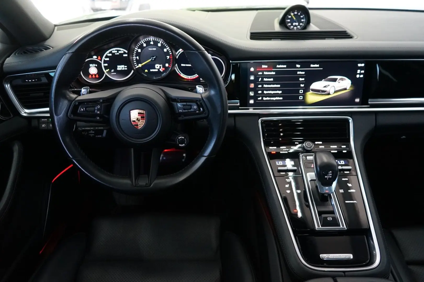 Panamera 4 E-Hybrid*SportDesign/PANO/HeadUp/360°