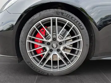 Panamera 4S E-Hybrid Sport Turismo | InnoDrive |