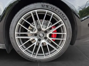 Panamera 4S E-Hybrid Sport Turismo | InnoDrive |