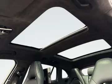 Panamera 4S E-Hybrid Sport Turismo | InnoDrive |