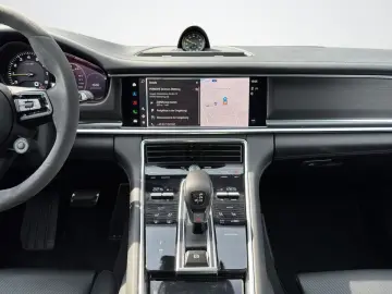 Panamera 4S E-Hybrid Sport Turismo | InnoDrive |