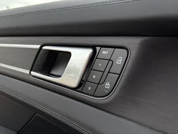 Panamera 4S E-Hybrid Sport Turismo | InnoDrive |
