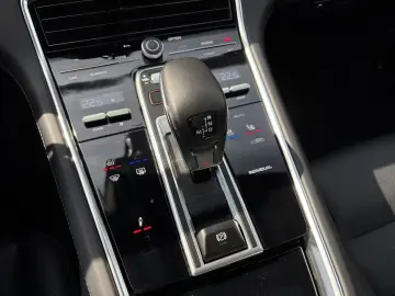 Panamera 4S E-Hybrid Sport Turismo | InnoDrive |