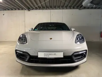 Panamera 4S E-Hybrid Sport Turismo | Head-Up |