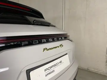Panamera 4S E-Hybrid Sport Turismo | Head-Up |