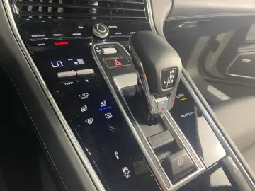 Panamera 4S E-Hybrid Sport Turismo | Head-Up |