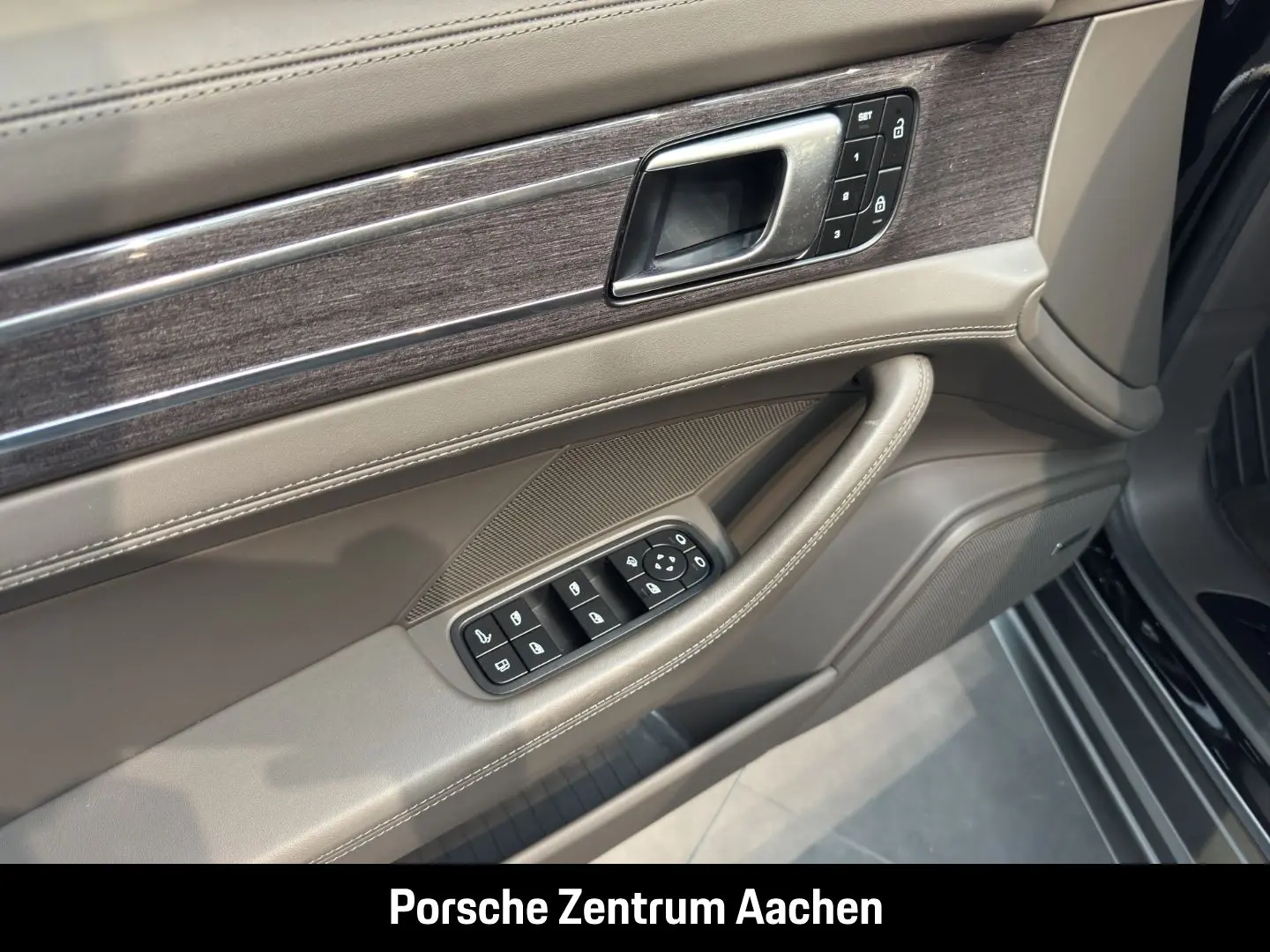 Panamera 4 E-Hybrid Platinum Edition InnoDrive