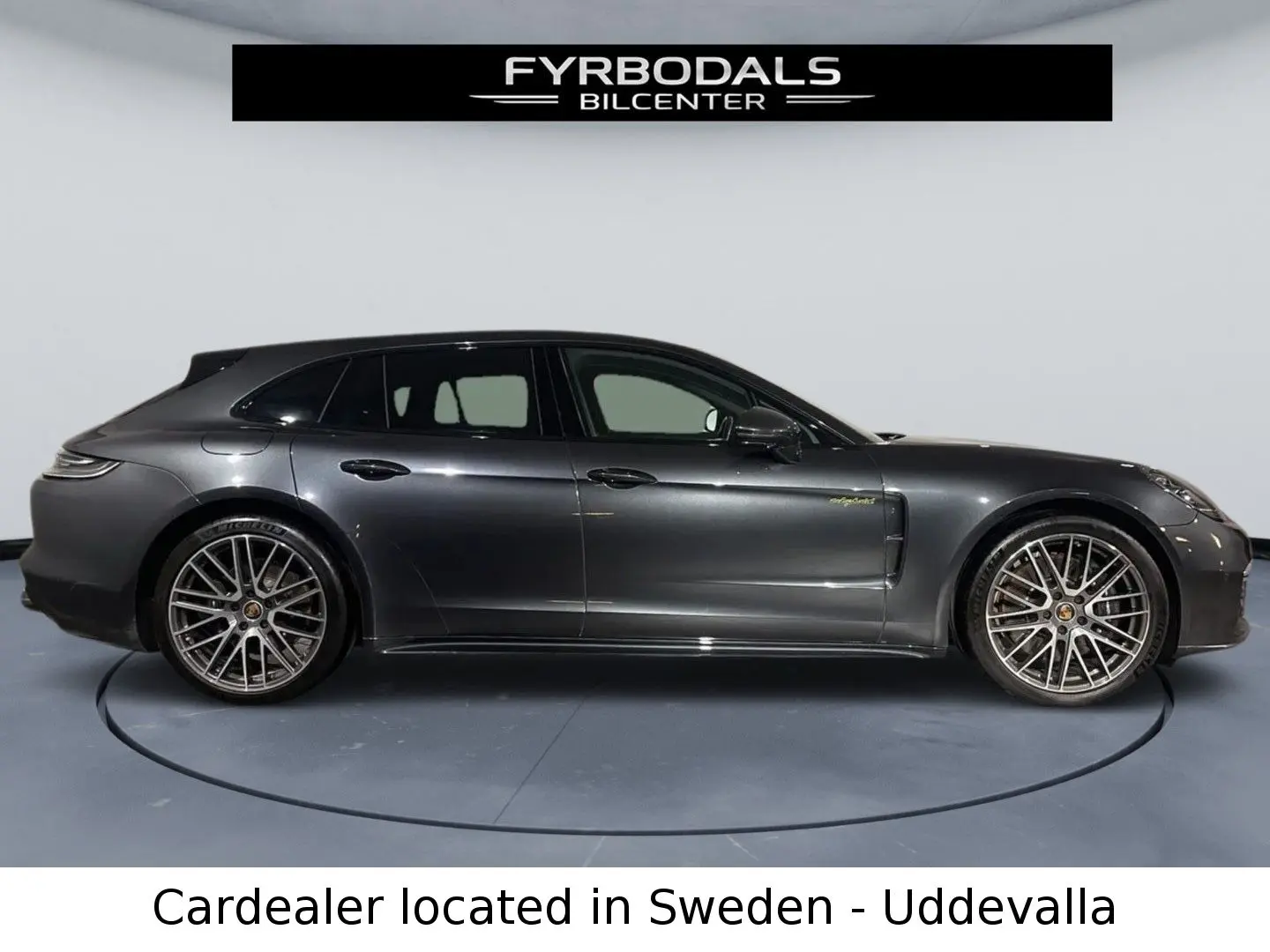 Panamera Sport Turismo 4 E-Hybrid Platinum Edit