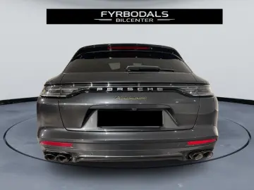 Panamera Sport Turismo 4 E-Hybrid Platinum Edit