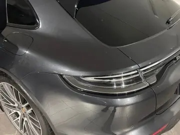 Panamera Sport Turismo 4 E-Hybrid Platinum Edit