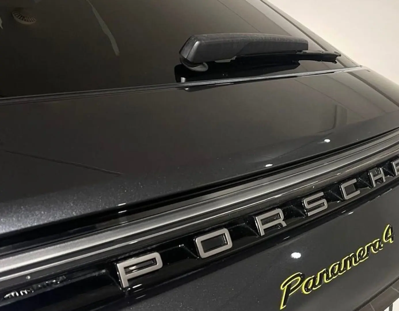 Panamera Sport Turismo 4 E-Hybrid Platinum Edit