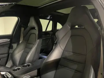 Panamera Sport Turismo 4 E-Hybrid Platinum Edit