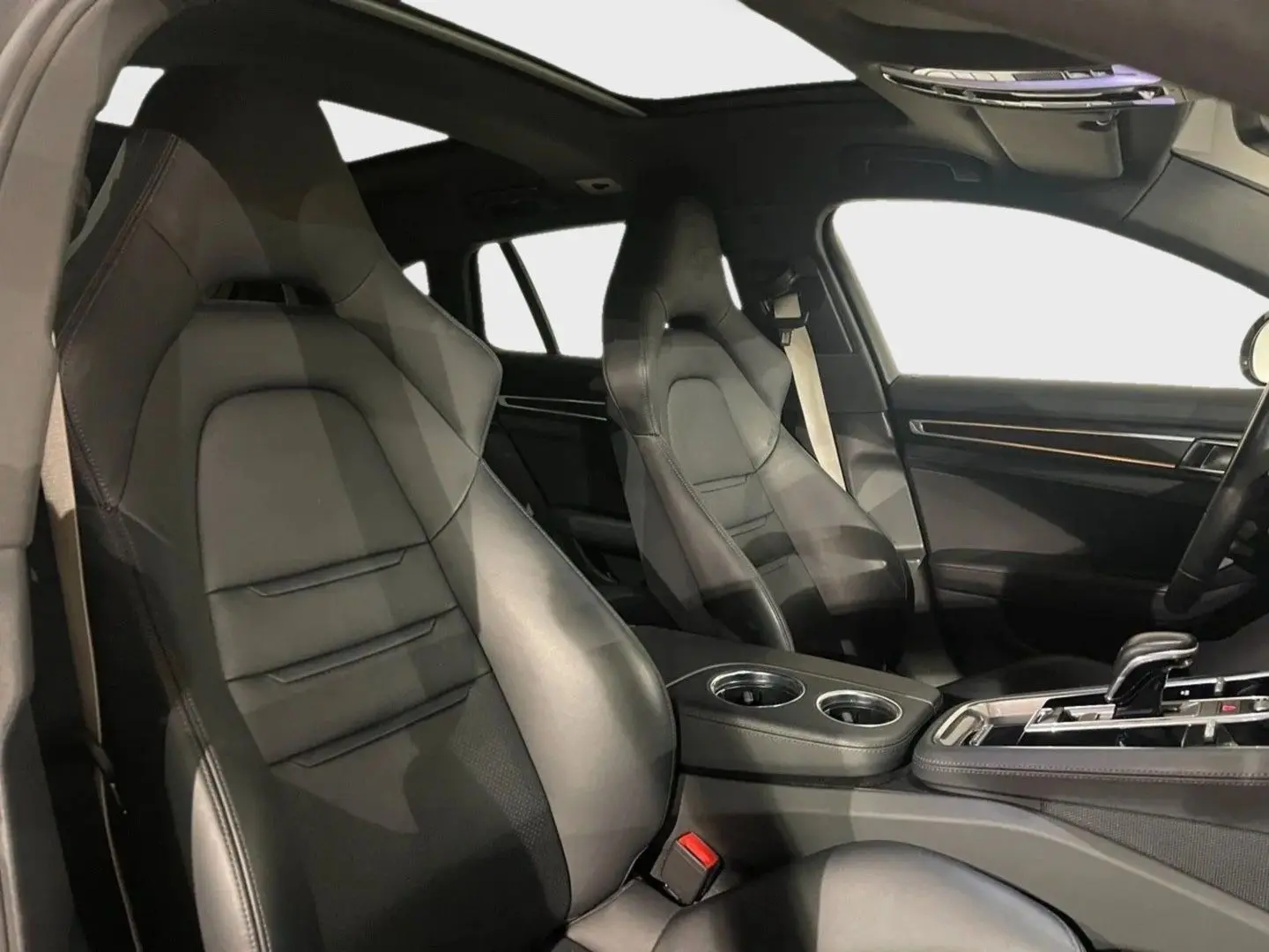 Panamera Sport Turismo 4 E-Hybrid Platinum Edit