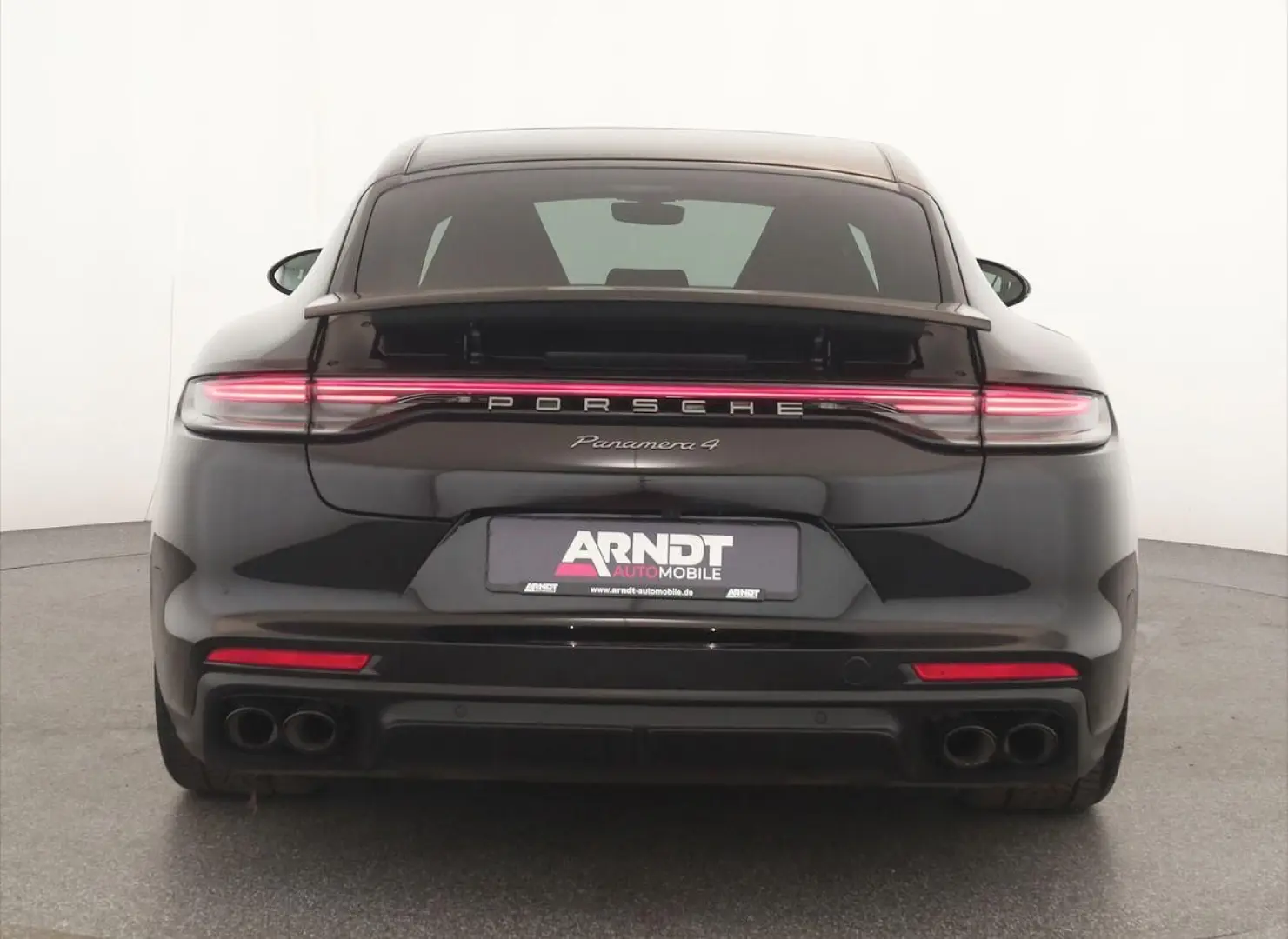 Panamera 4 Platinum Edition 4+1 Sportabgas 21