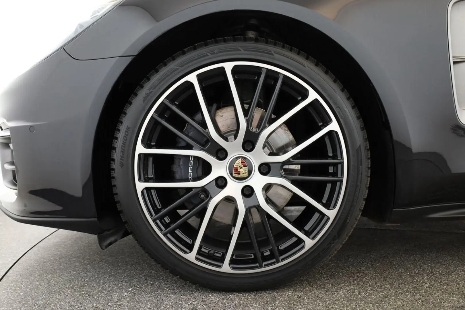 Panamera 4 Platinum Edition 4+1 Sportabgas 21