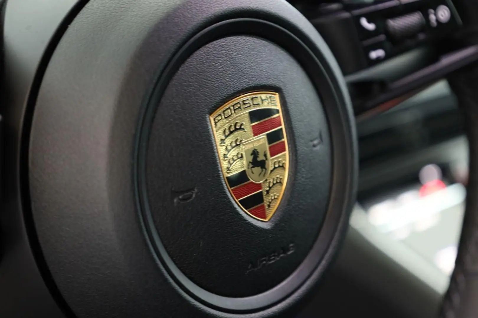 Panamera 4 Platinum Edition 4+1 Sportabgas 21