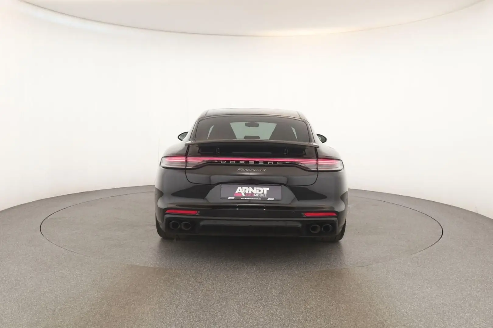 Panamera 4 Platinum Edition 4+1 Sportabgas 21