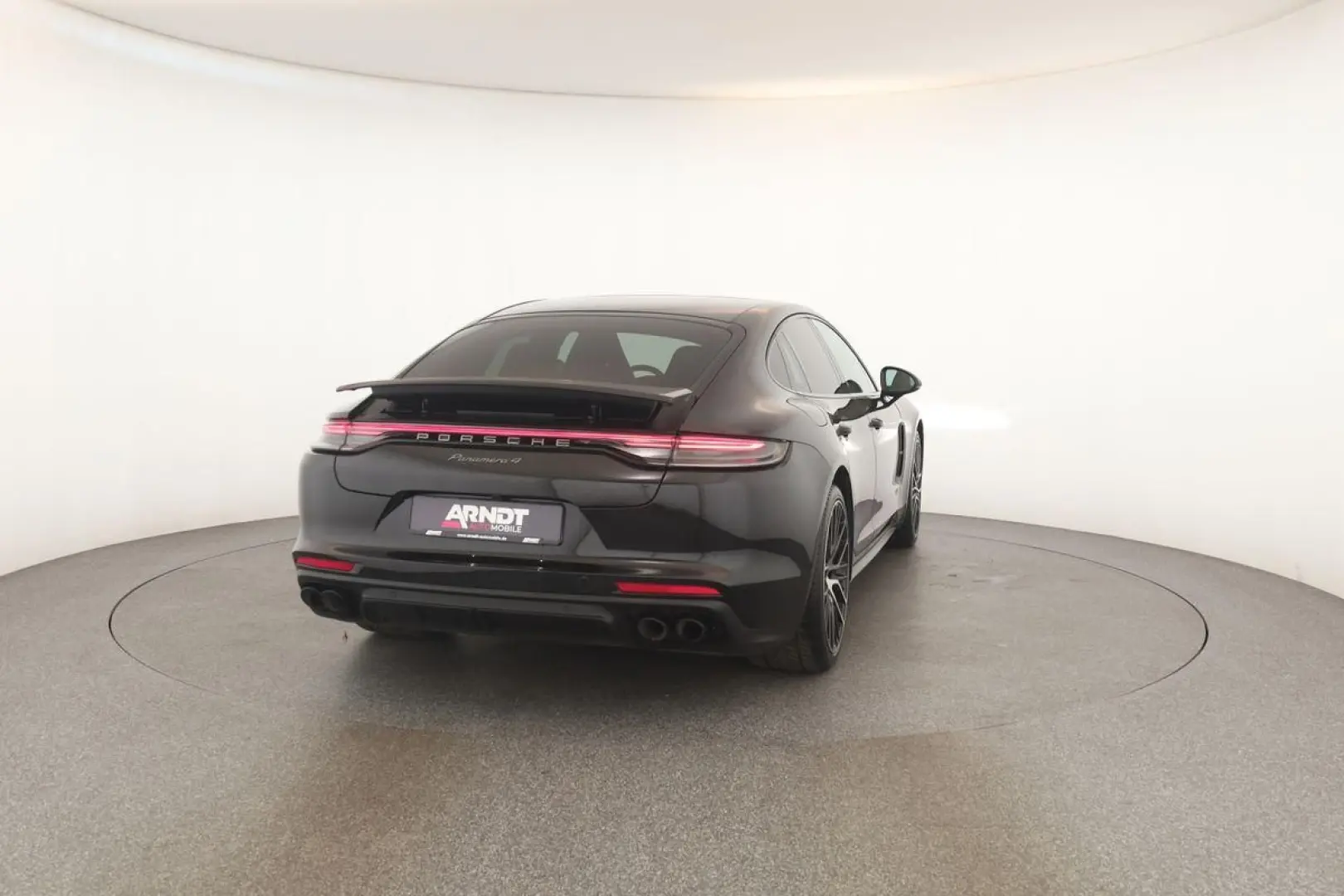 Panamera 4 Platinum Edition 4+1 Sportabgas 21