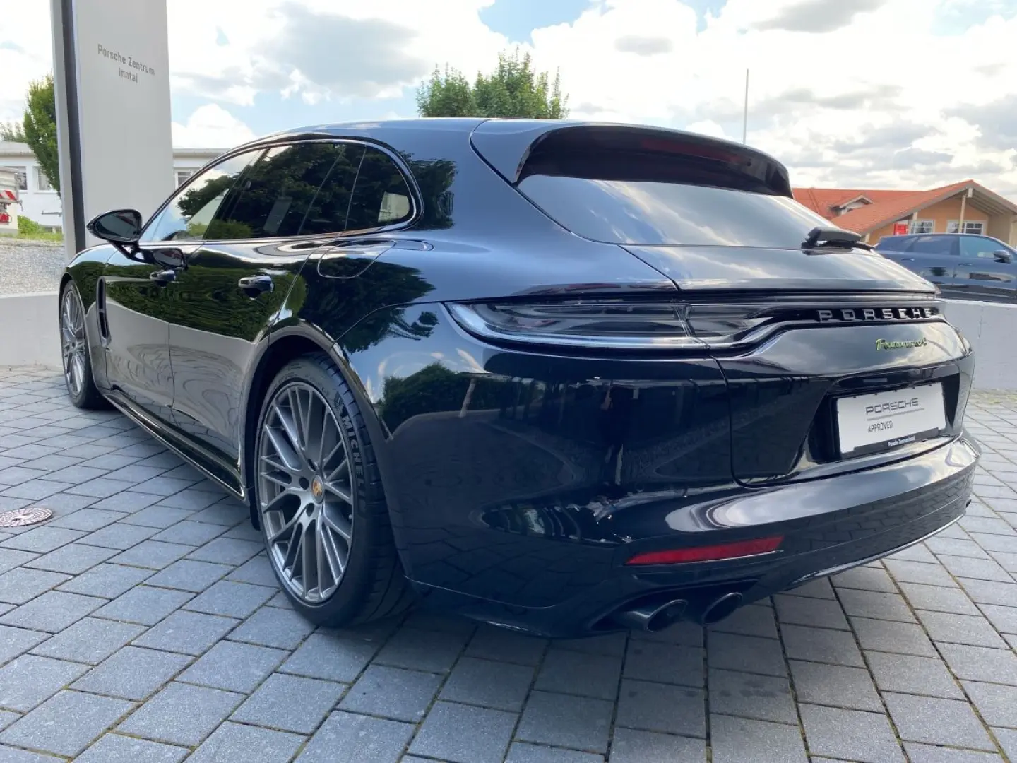 Panamera 4 E-Hybrid Sport Turismo Platinum Ed. |